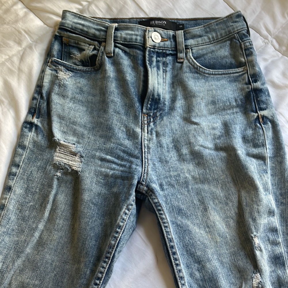 Hudson Lightwash Holly Straight Jeans. Size 25. Like new!